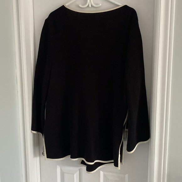 Krisztina Nagy Asymmetrical Sweater-XL - Picture 8 of 16